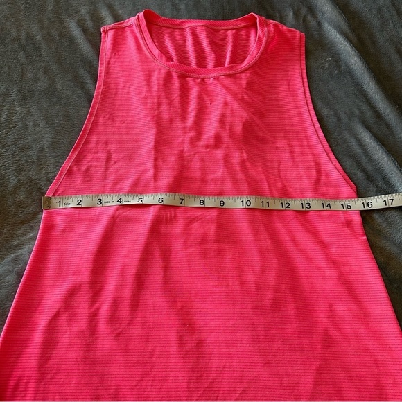 Lululemon In A Cinch Tank Top Heathered Neon Pink Size 8 - Picture 13 of 13